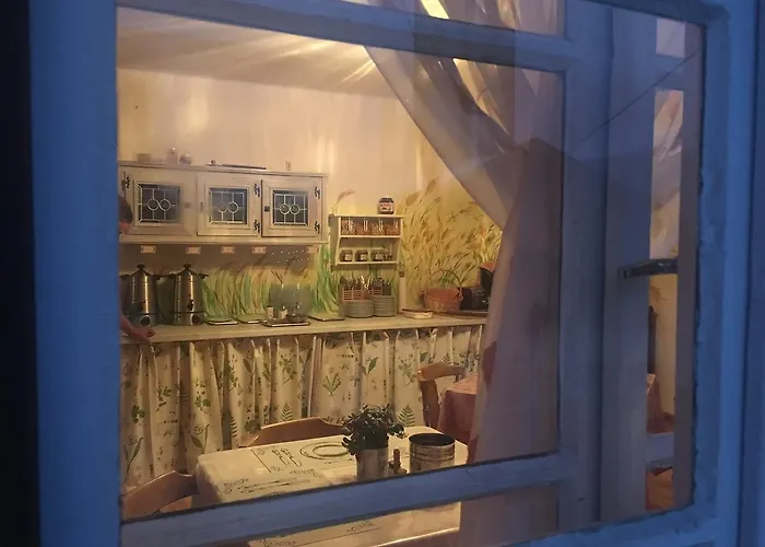 Weisses Rössl Hostel *